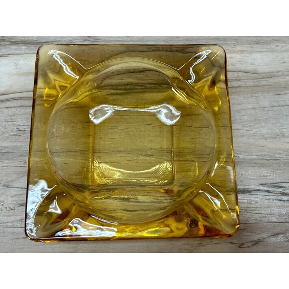 Vintage Amber Glass 4.5 Inch Square Cigarette Ashtarys Set Of 2 - Picture 6 of 8